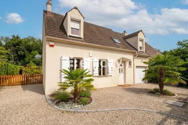 Maison
         6 pièces
        - 125 m² 430 000 € *