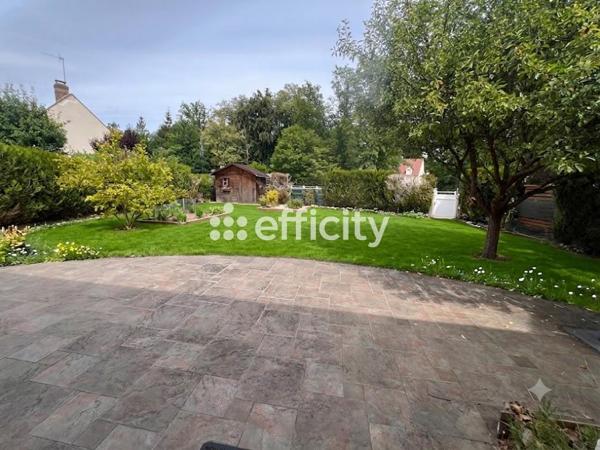 Maison
         6 pièces
        - 125 m² 430 000 € *