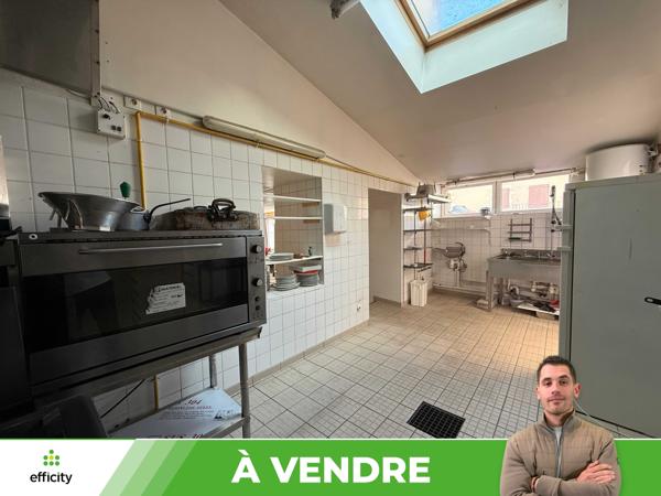 Immeuble
         12 pièces
        - 183 m² 175 000 € *