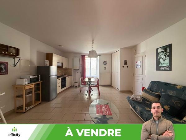 Immeuble
         12 pièces
        - 183 m² 175 000 € *