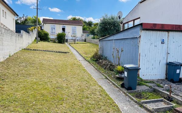 Maison à vendre    2 pièces • 26 m2 Le Thillay