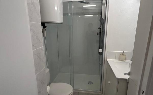 Appartement à louer    1 pièce • 24 m2 Nice