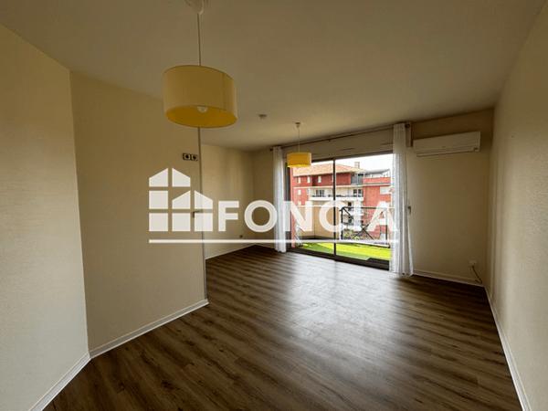 Location Studio meublé 28.7 m² - Agen 47000