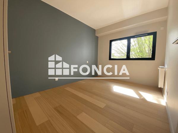 Location Appartement 3 pièces 65.4 m² - RESIDENCE LES BELVEDERES DU CLAIN - 8 RUE EMILE DUCLOS Poitiers 86000