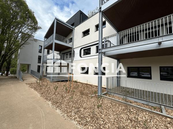Location Appartement 3 pièces 65.4 m² - RESIDENCE LES BELVEDERES DU CLAIN - 8 RUE EMILE DUCLOS Poitiers 86000