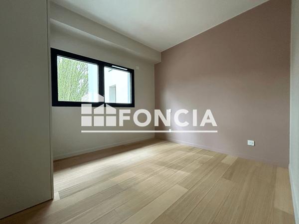 Location Appartement 3 pièces 65.4 m² - RESIDENCE LES BELVEDERES DU CLAIN - 8 RUE EMILE DUCLOS Poitiers 86000
