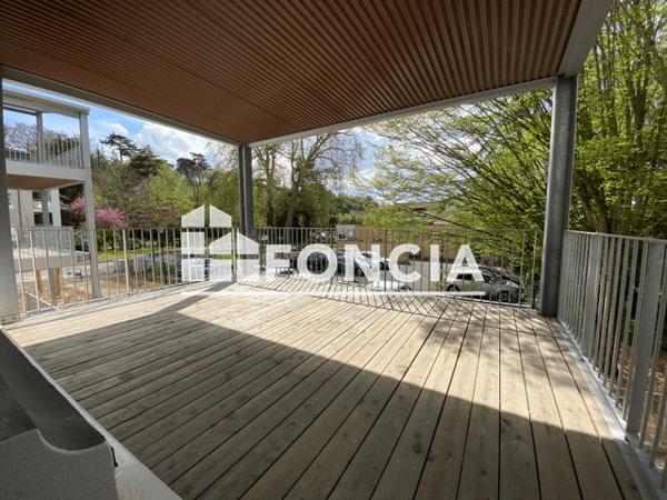 Location Appartement 3 pièces 65.4 m² - RESIDENCE LES BELVEDERES DU CLAIN - 8 RUE EMILE DUCLOS Poitiers 86000