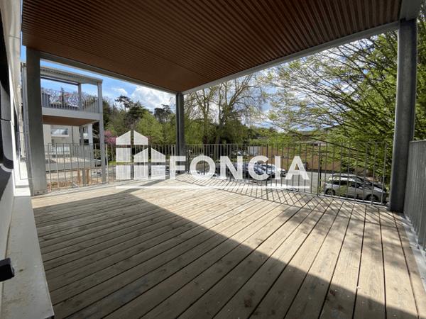 Location Appartement 3 pièces 65.4 m² - RESIDENCE LES BELVEDERES DU CLAIN - 8 RUE EMILE DUCLOS Poitiers 86000