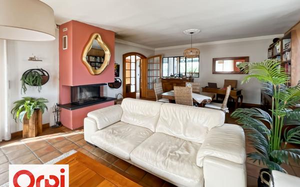 Maison à vendre    4 pièces • 125,78 m2 Puisserguier