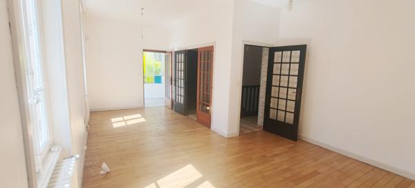 Lyon (69003) Montchat Lyon 3 – Maison 5 pièces avec jardin, calme et emplacement d’exception