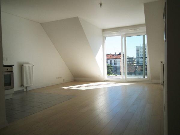 Appartement Alfortville 3 pièces 57.52 m² avec balcon et parking