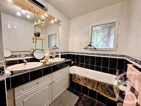 Maison à vendre  4 pièces - 116,62 m 2   ANDERNOS LES BAINS  - 33