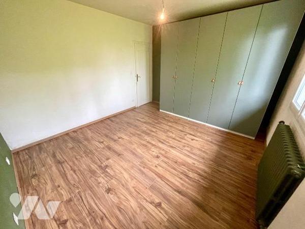MAISON SURELEVEE SUR SOUS-COMPLET AVEC CONFORT DU PLAIN-PIED
MAISON A VENDRE A RETHEL, AXE REI...