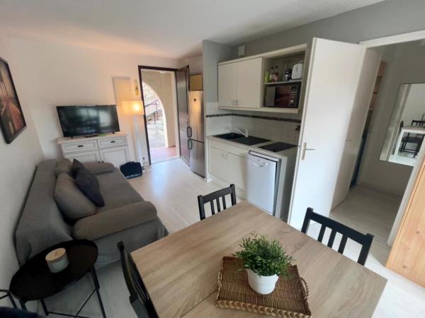 Appartement à ROQUEBRUNE-SUR-ARGENS, 83380 - 2 pièces 28m²