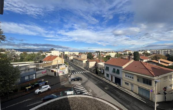 APPARTEMENT T3 CHATEAUVERT VALENCE