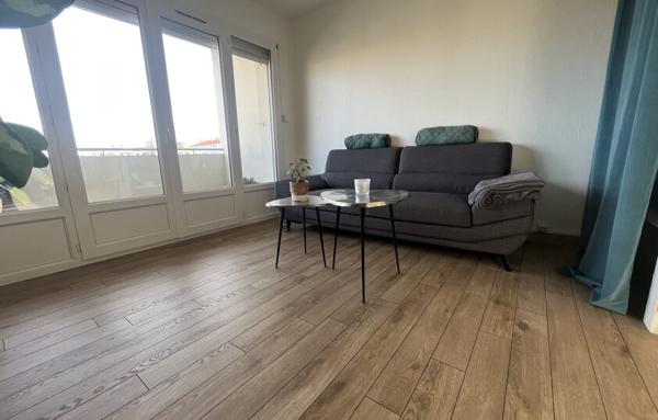APPARTEMENT T3 CHATEAUVERT VALENCE