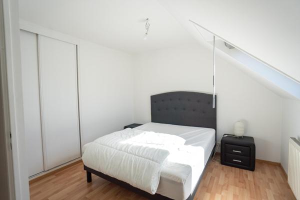 Maison familiale , 4 chambres , Garage , bon état général .