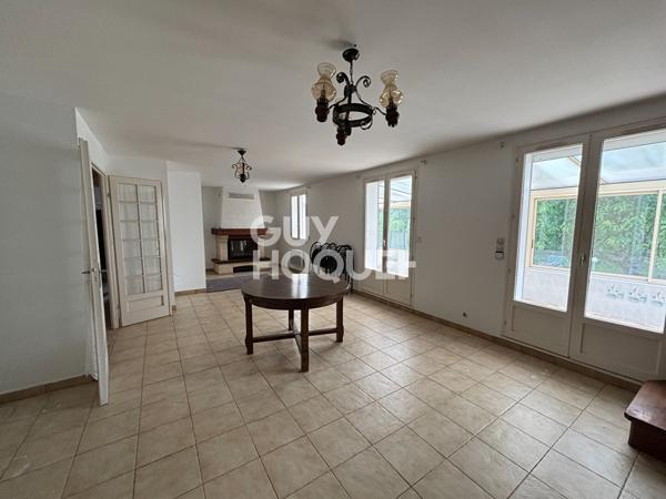 Maison familiale avec vie de plain-pied et grand terrain à Tournan-en-Brie