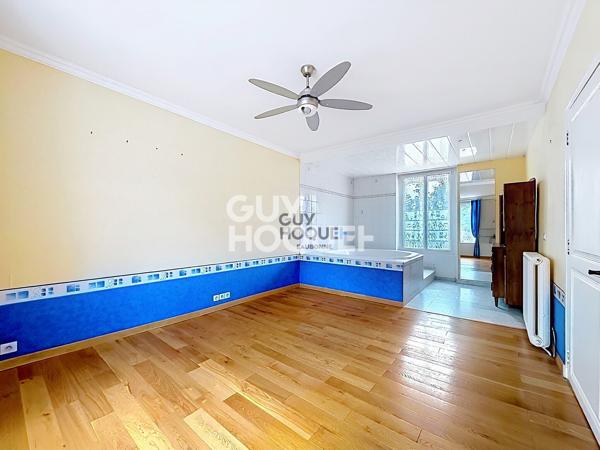 Maison à vendre de 9 pièces de 231.33 m²
