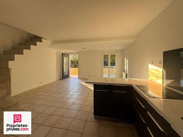 Saint Maximin villa T3 avec grand garage sur 152 m²