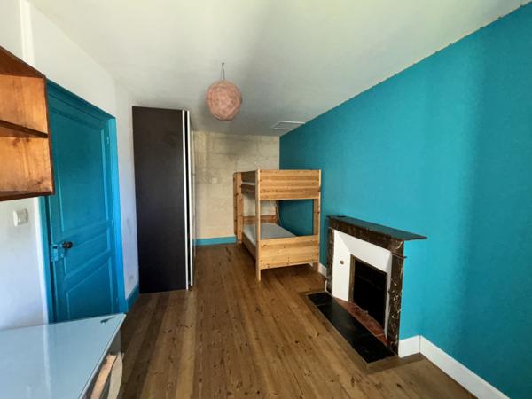 Maison  4 pièce(s)  3 chambre(s)  140.16 m²