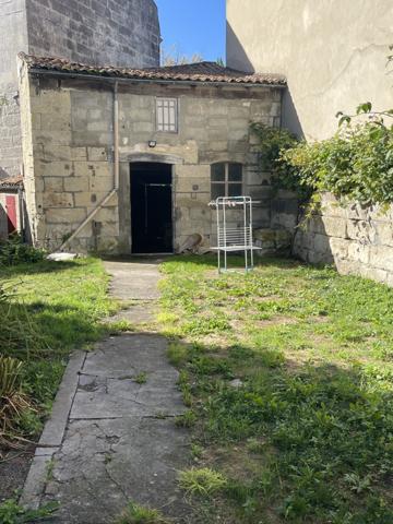 Maison  4 pièce(s)  3 chambre(s)  140.16 m²