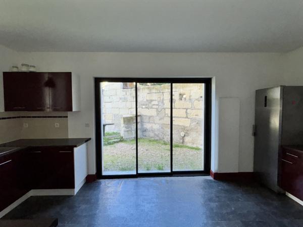 Maison  4 pièce(s)  3 chambre(s)  140.16 m²