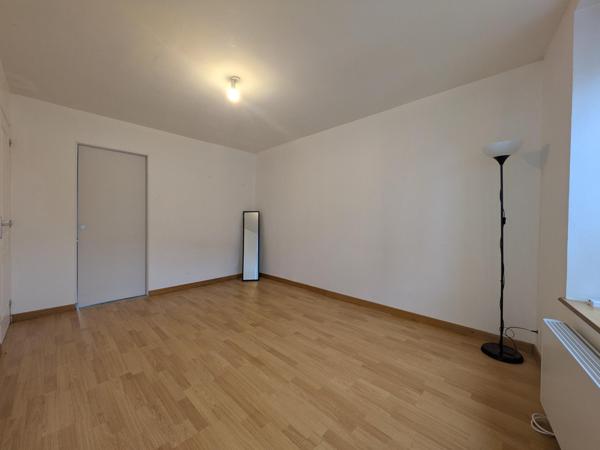 Safti-Benjamin Marcouiller vous propose : Maison 3 pièces.