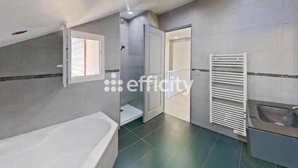 Maison 4 pièces - 145 m² Bien prestige