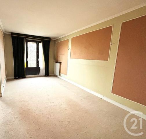 Appartement F4 à vendre  4 pièces - 80,35 m2 L ISLE ADAM - 95