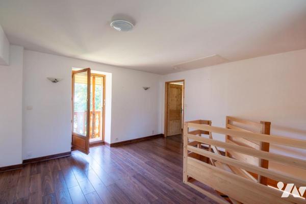 MAISON AVEC CACHET SUR LA COMMUNE DE MONTAGNOLE