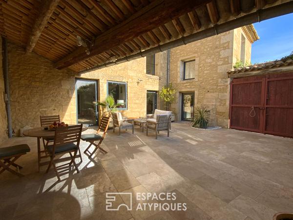 Maison de village lumineuse avec piscine proche Uzès
