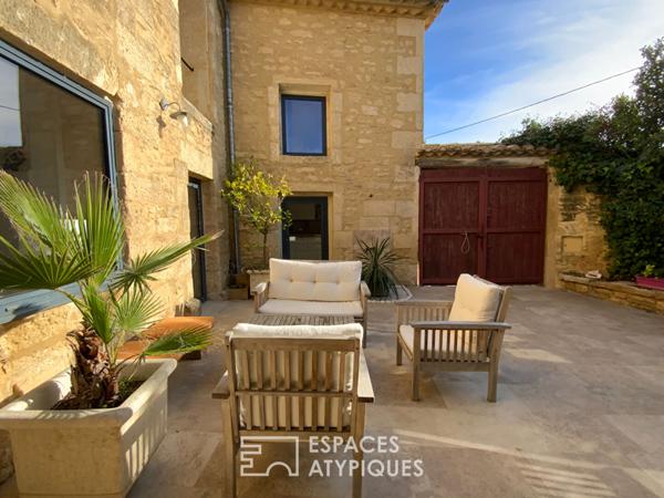 Maison de village lumineuse avec piscine proche Uzès