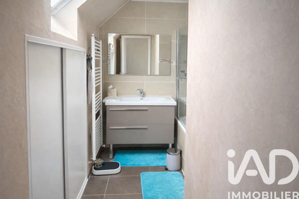 Maison à vendre 8 pièces 164 m² Mandres-les-Roses