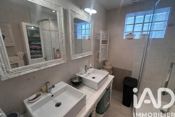 Maison à vendre 8 pièces 164 m² Mandres-les-Roses