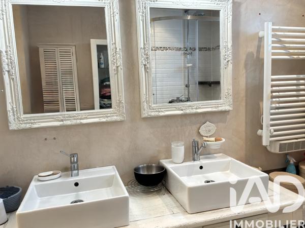 Maison à vendre 8 pièces 164 m² Mandres-les-Roses