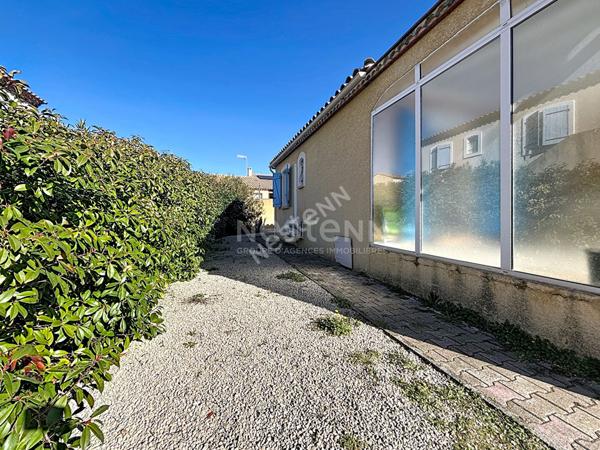 AIGUES-MORTES - VILLA PLAIN-PIED P4 + GRAND JARDIN + GARAGE