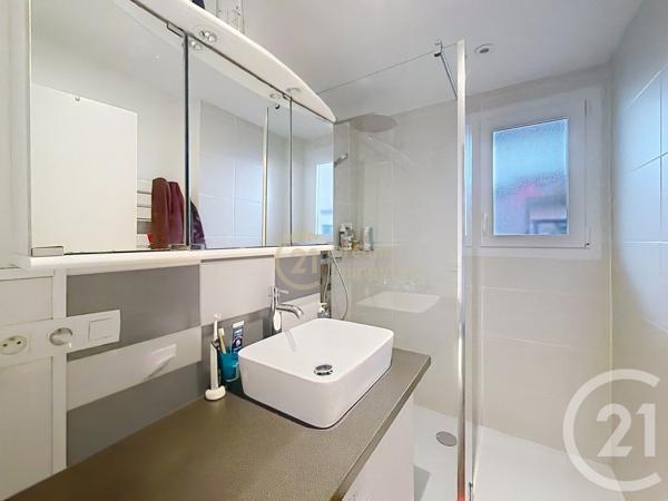 Appartement T3 à vendre  3 pièces - 57,35 m2 ST JACQUES DE LA LANDE - 35