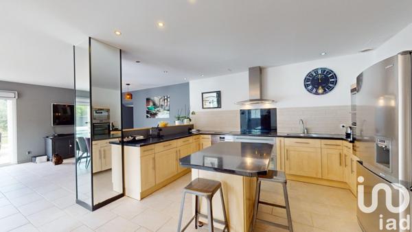 Maison 7 pièces de 162 m² à Auxerre (89000)