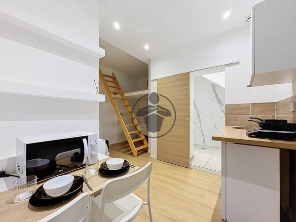 Location                                                      Appartement
                        
                     1 pièces                      19 m2                     à Saint-Quentin