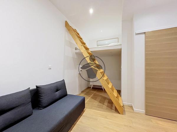 Location                                                      Appartement
                        
                     1 pièces                      19 m2                     à Saint-Quentin