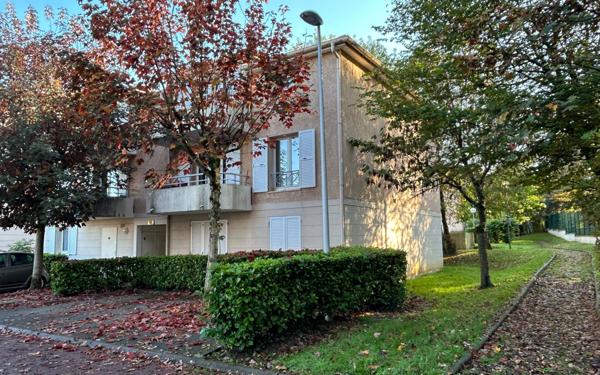 Appartement à vendre    2 pièces • 50,02 m2 Émerainville