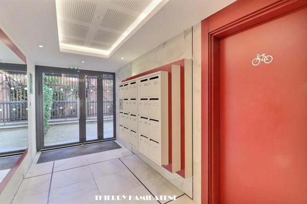 CHAMPARON -AGENT SARRE- COUP DE COEUR !! MAGNIFIQUE APPARTEMENT DE 80M2 AVEC BALCON 4 PIECES 3 CHAMBRES DANS RESIDENCE RECENTE 2020 1 PARKING EN S/SOL