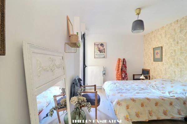 CHAMPARON -AGENT SARRE- COUP DE COEUR !! MAGNIFIQUE APPARTEMENT DE 80M2 AVEC BALCON 4 PIECES 3 CHAMBRES DANS RESIDENCE RECENTE 2020 1 PARKING EN S/SOL