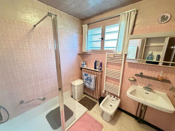 Maison avec grand JARDIN