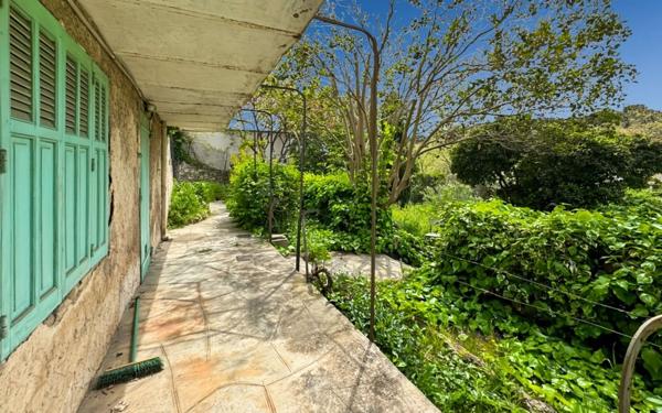 Maison à vendre    4 pièces •  Marseille 15