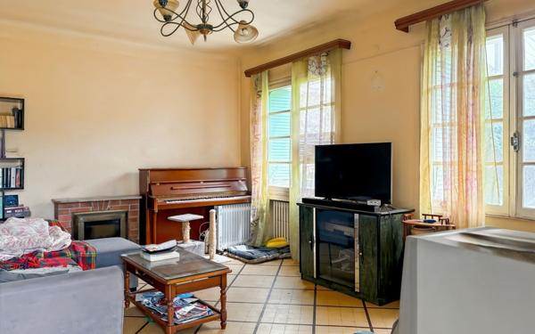 Maison à vendre    4 pièces •  Marseille 15