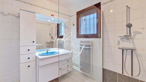 Maison - 150m² - 8 pièces