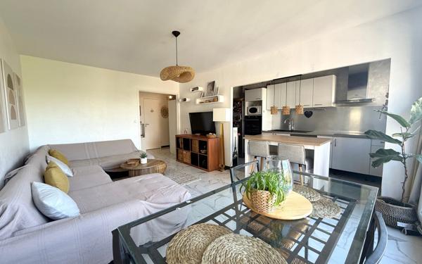 Appartement à vendre    4 pièces • 68,61 m2 Épinay-sous-Sénart