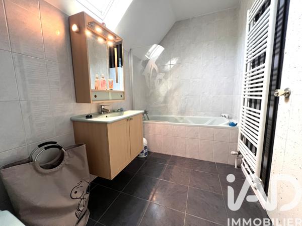Maison à vendre 7 pièces 184 m² Plaisir
